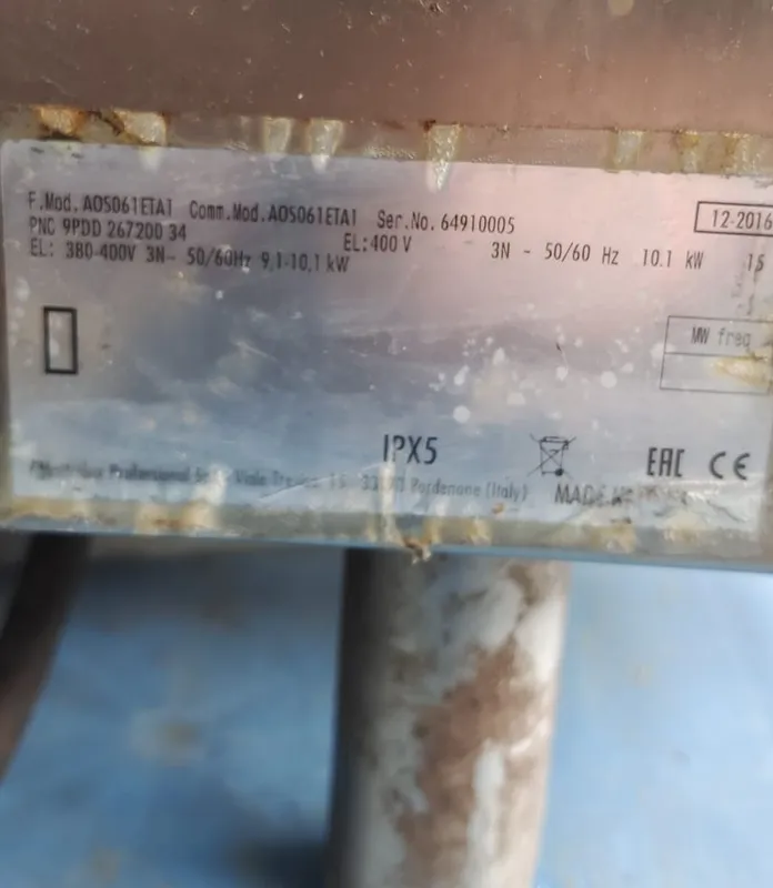 Four électrique combi 6 niveaux