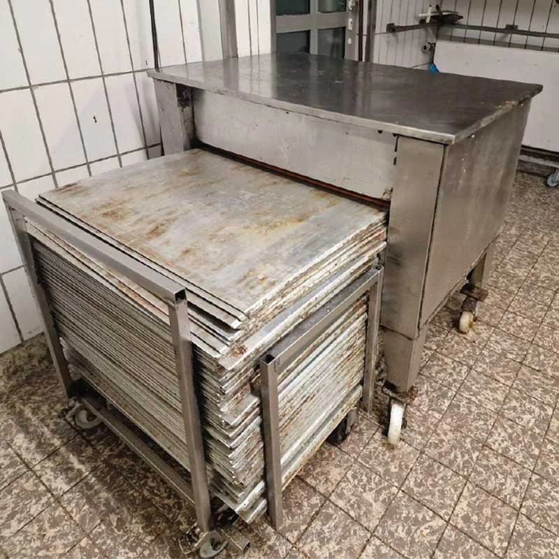 Machine nettoyage plaques boulangerie – Occasion