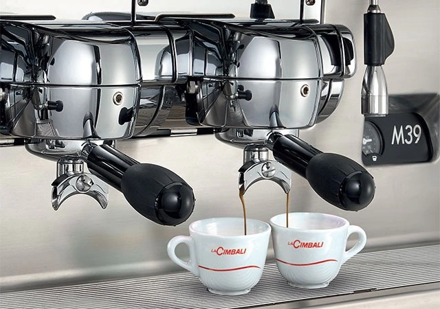 MACHINES À CAFÉ ESPRESSO TRADITIONNELLES M39 RE 2G