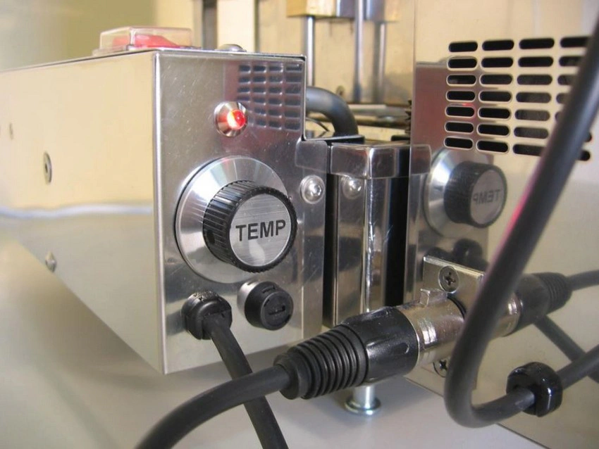 Mini machine à beignets 2,3 kW
