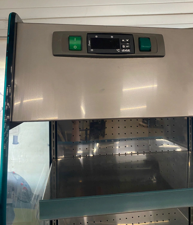Vitrine service libre